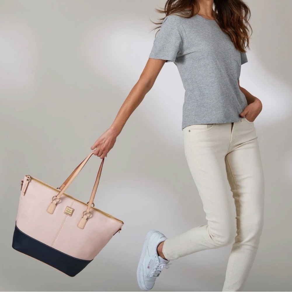 NWT Dooney & Bourke Wexford Leather Large Becky Tote